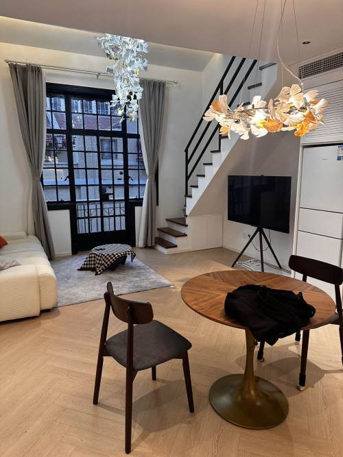 Housing image — Living Room