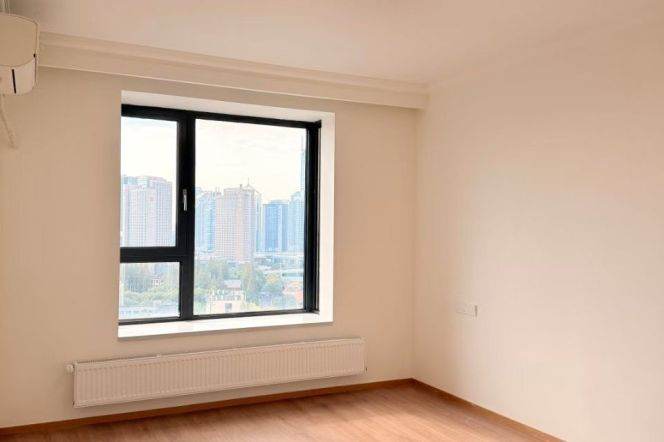 High-Ceiling 4BR Apartment with Outstanding View (L3/L4)