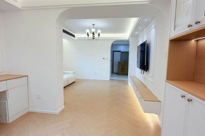 1BR Apartment near Zhongshan Park (L3/L4)