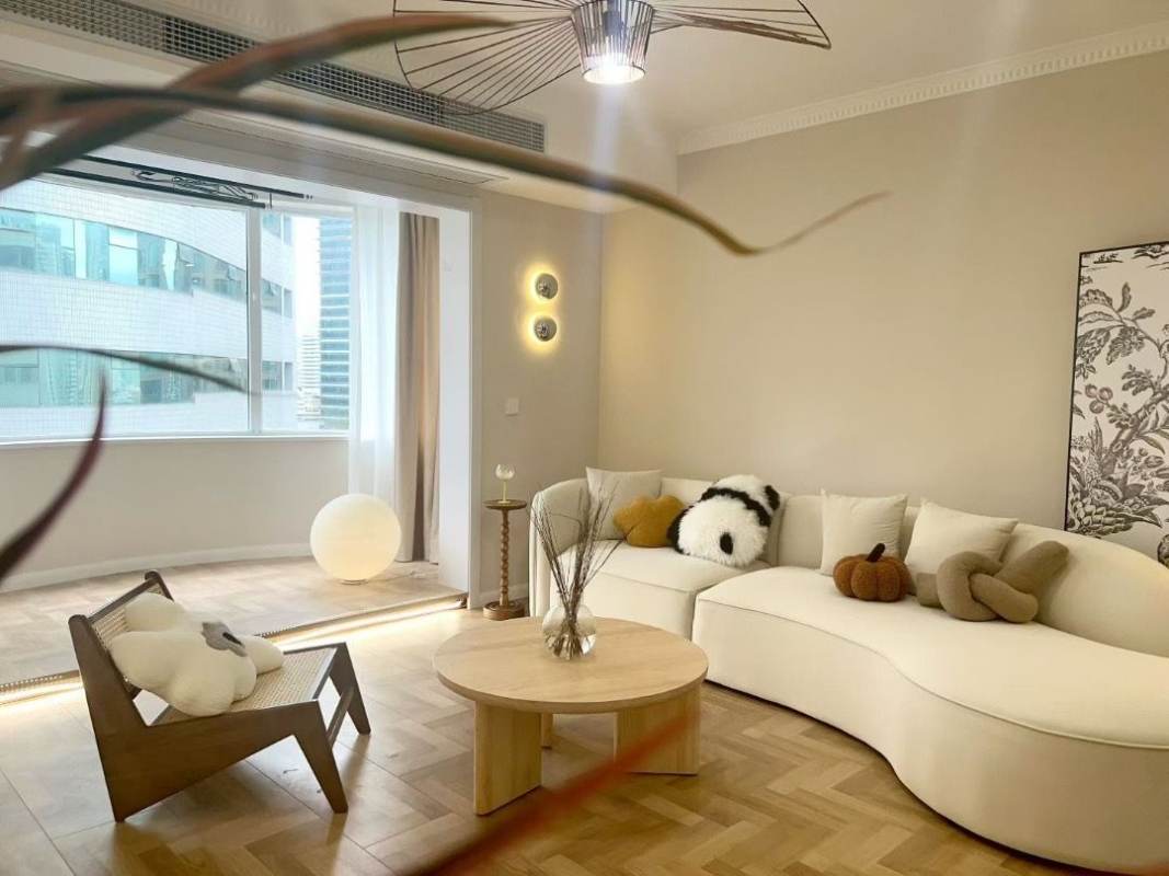 Housing image — Living Room