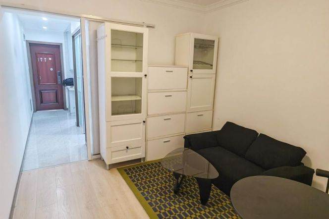 1BR Apartment near Caobao Rd Metro (L1/L12)
