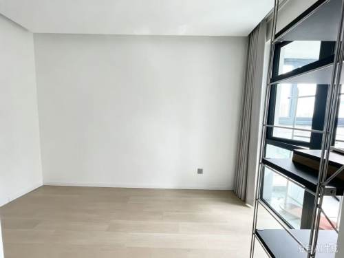 Housing image — Bedroom