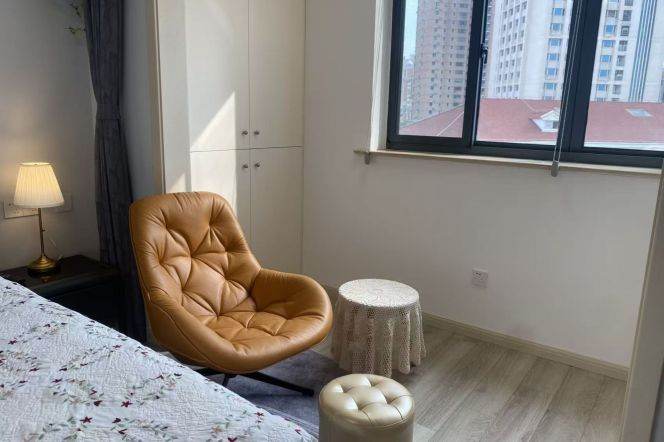 Studio Apartment near Xujiahui Park (L7/L9)