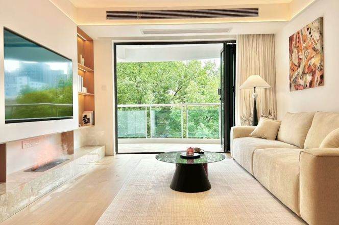 2BR Apartment near Yishan Rd Metro (L1/L3/L4/L9)