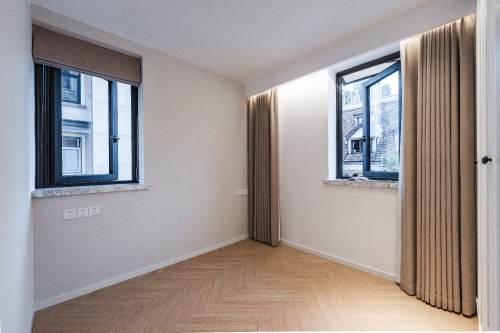 Housing image — Bedroom