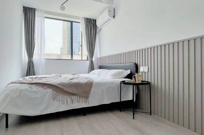1BR Apartment in Jing'an (L2/L7/L14)