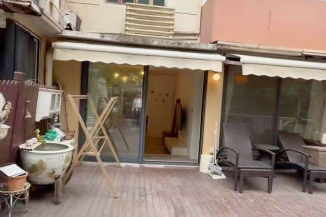 2BR Apartment in Old Xuhui with Terrace (L10/L11)
