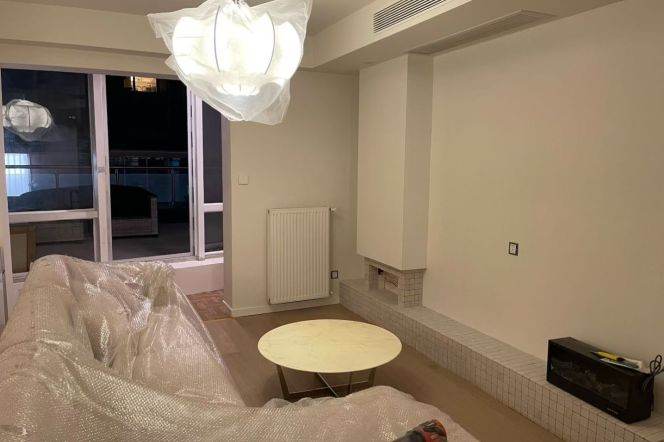 4BR Apartment in Jing'an with Terrace (L2/L11)