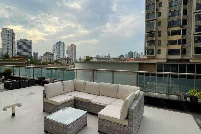 4BR Apartment in Jing'an with Terrace (L2/L11)