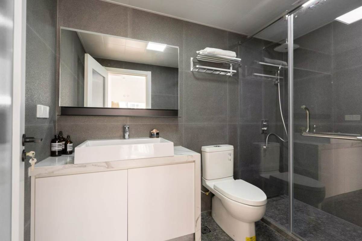Housing image — Bathroom