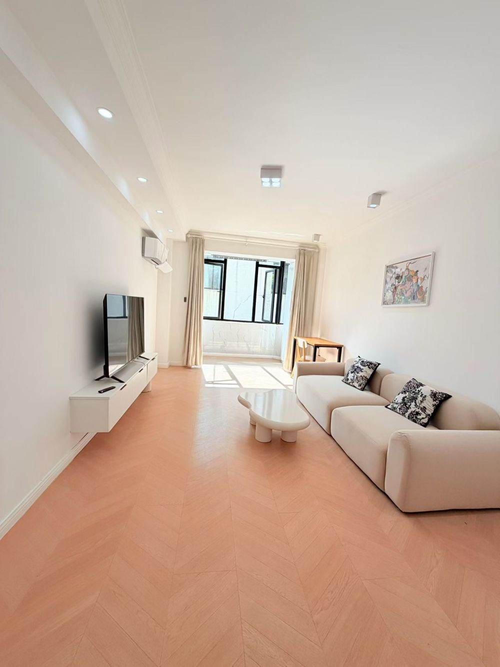 Housing image — Living Room