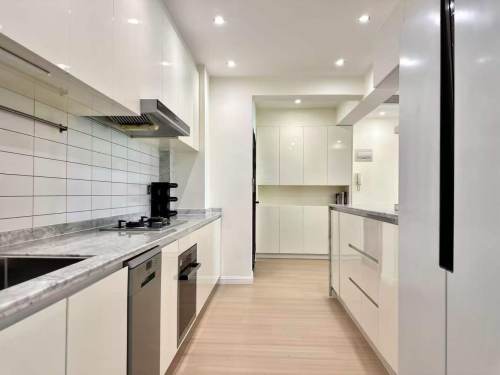 Housing image — Kitchen
