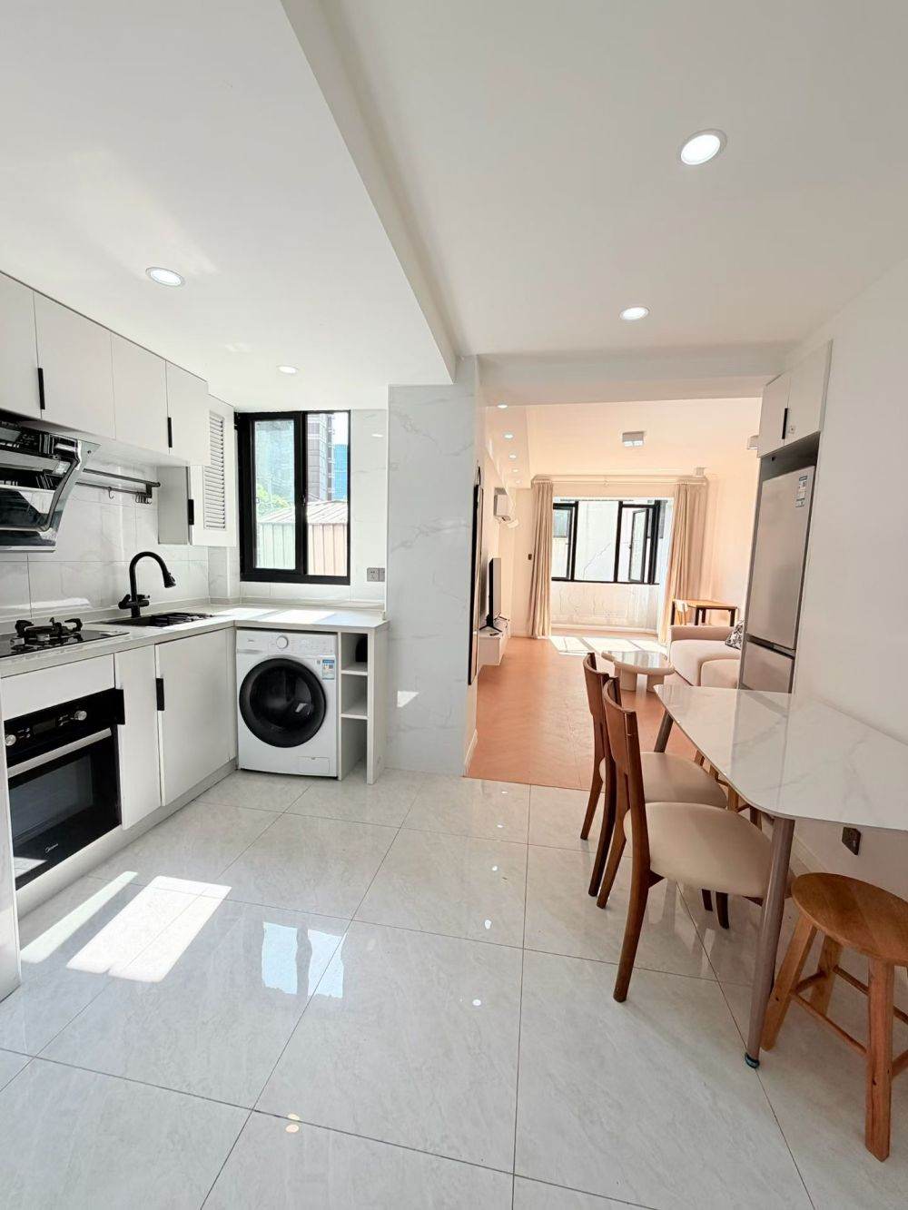 Housing image — Dining Area