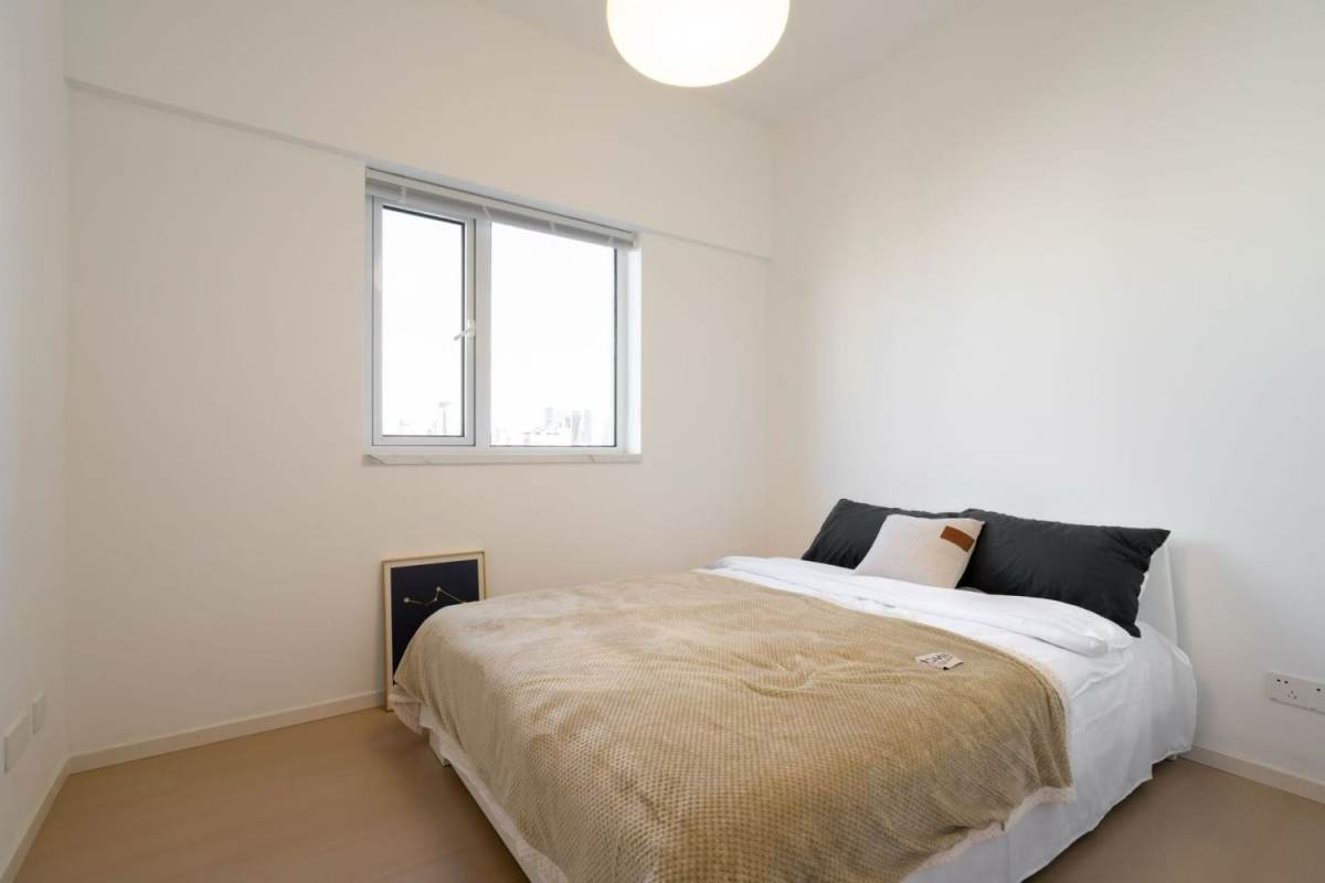 Housing image — Bedroom