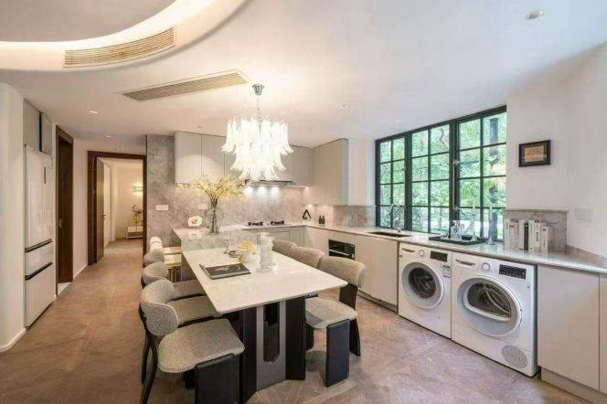 3BR Heritage Apartment in Old Xuhui with Green View (L1/L9/L11)