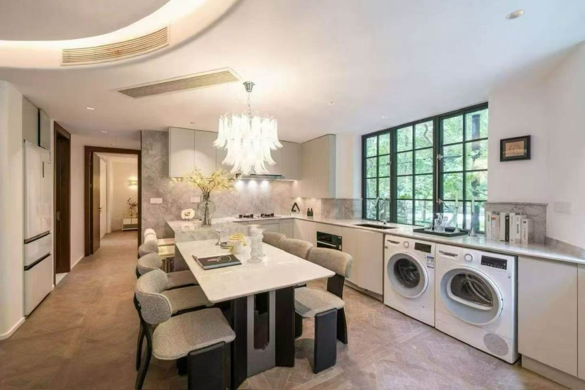 Housing image — Kitchen