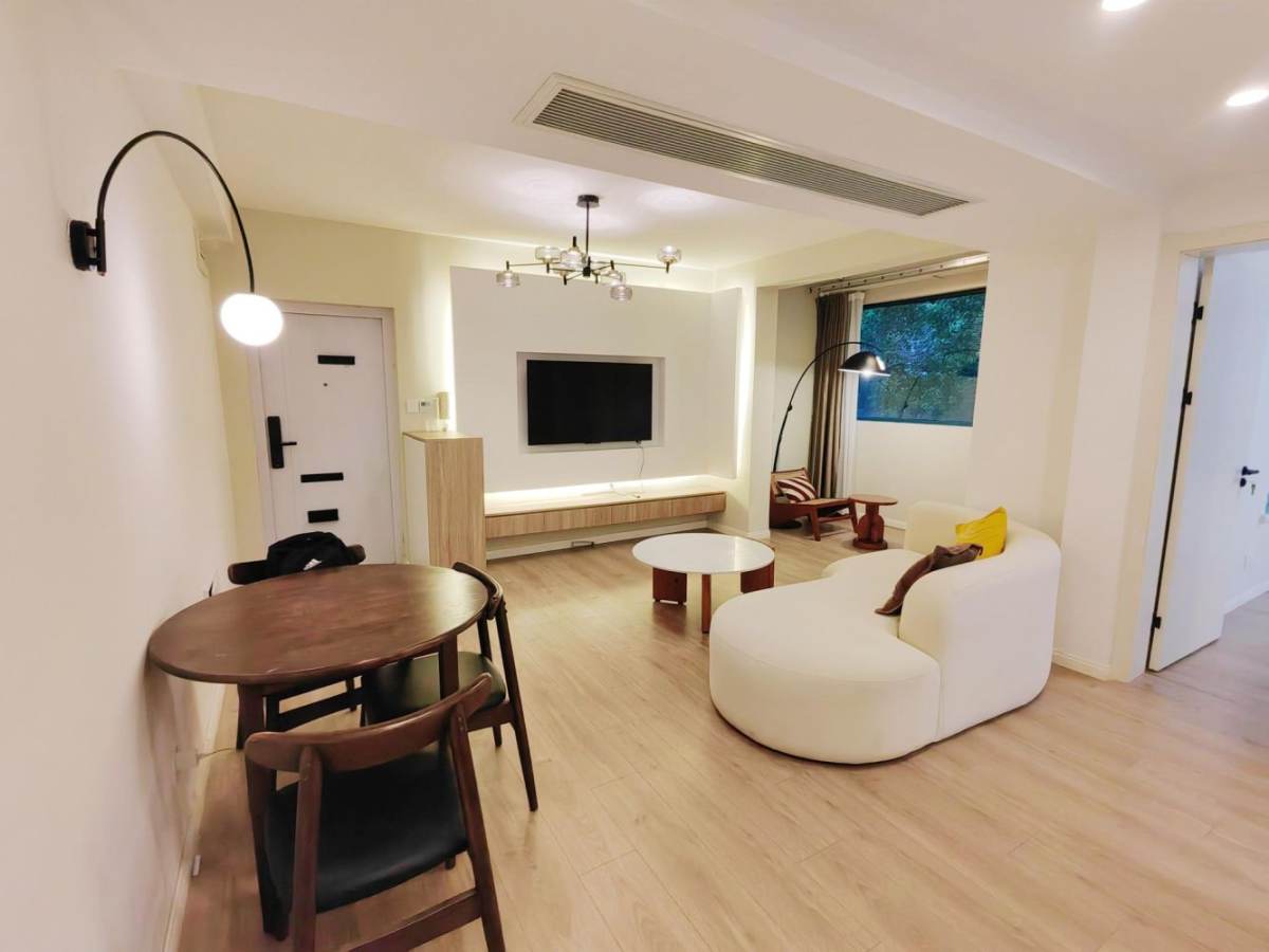 Housing image — Living Room