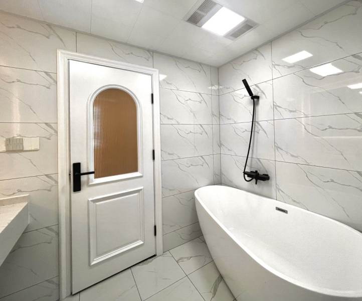 Housing image — Bathroom