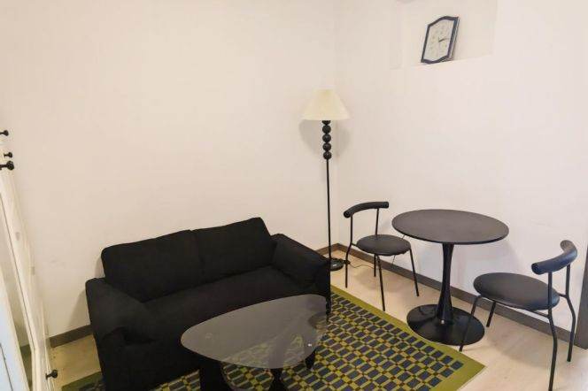 1BR Apartment near Caobao Rd Metro (L1/L12)