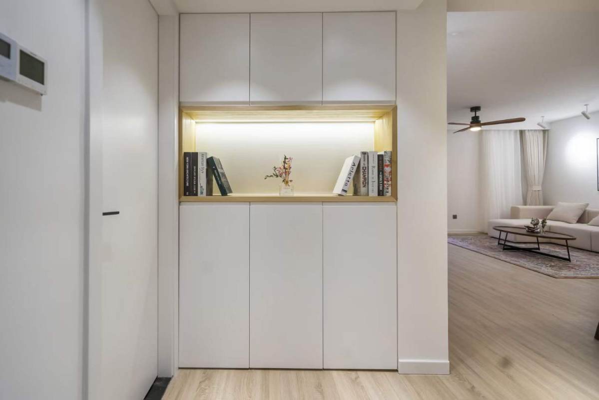 Housing image — Living Room