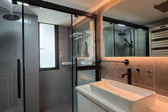 2BR Apartment in Jing'an (L14)
