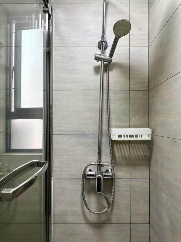 Housing image — Bathroom