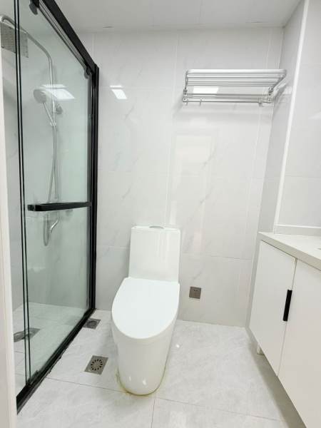 Housing image — Bathroom