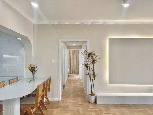 Housing image — Dining Area