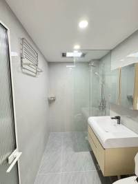 Housing image — Bathroom