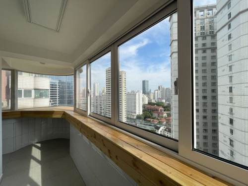 Housing image — Balcony