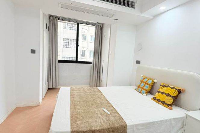1BR Apartment near Jiaotong University Metro (L10/L11)