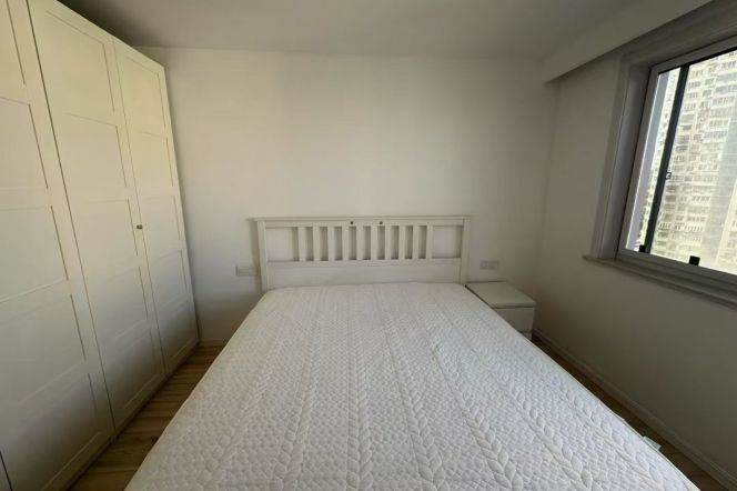 2BR Apartment near Jiaotong University Metro (L10/L11)