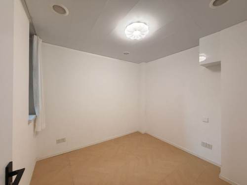 Housing image — Bedroom