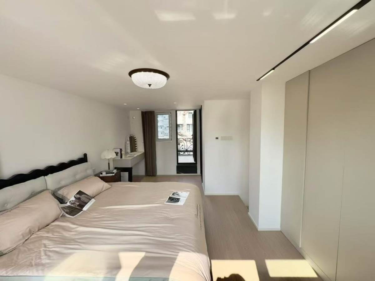 Housing image — Bedroom