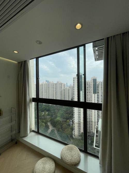 Housing image — Living Room