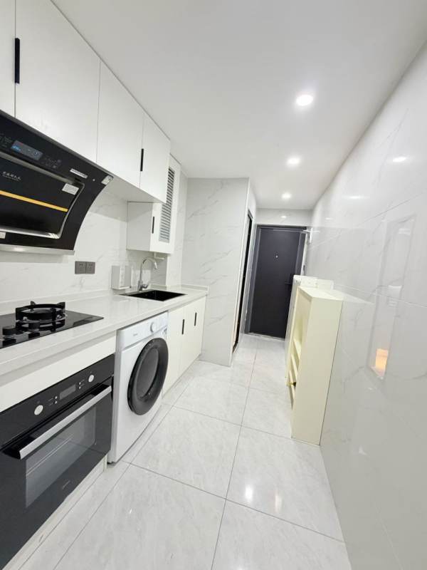 Housing image — Kitchen