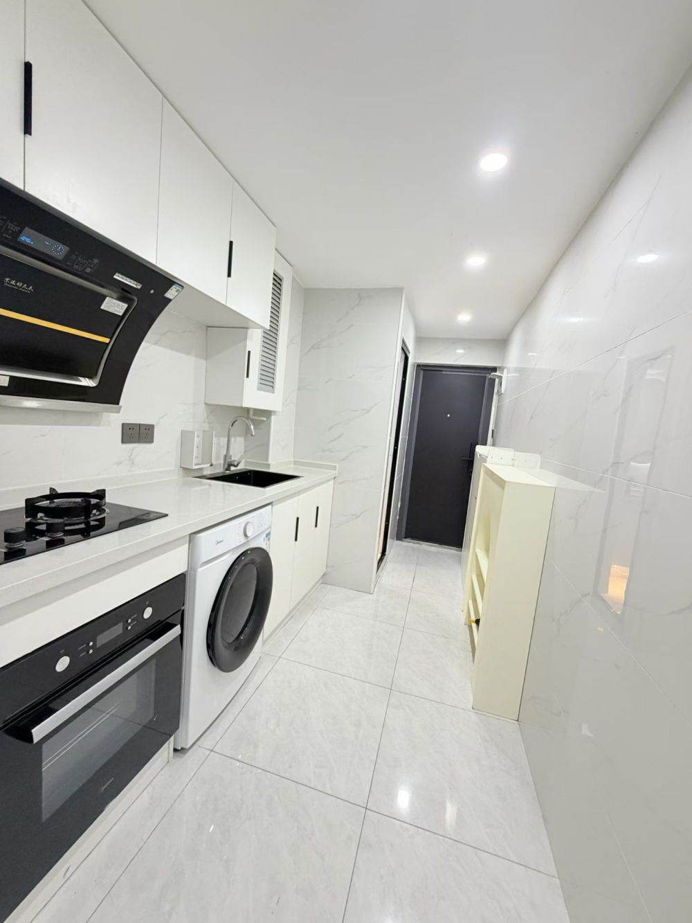 Housing image — Kitchen