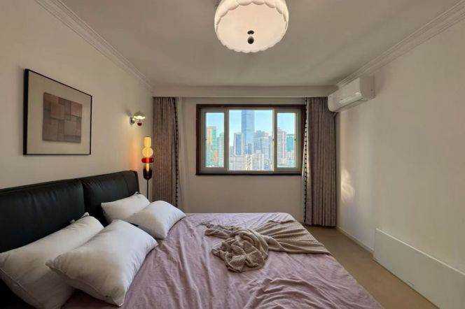 2BR Apartment in Jing'an