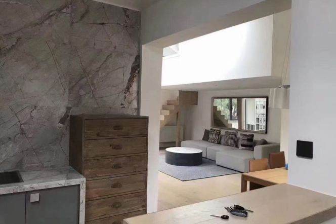 3BR Heritage Apartment in Jing'an with Terrace