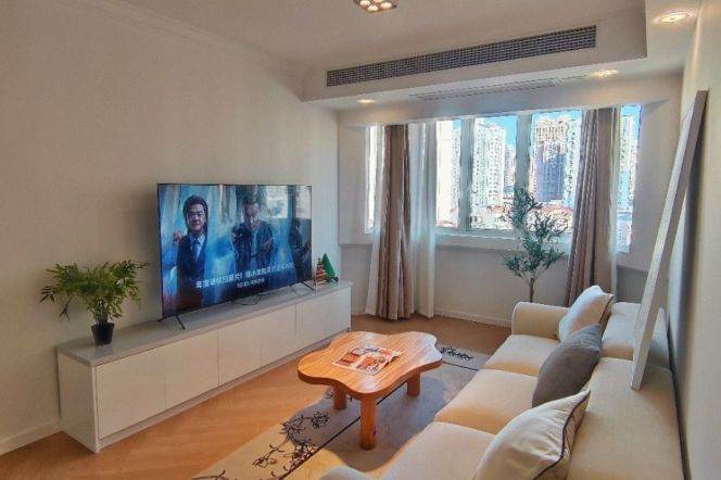 Spacious 2BR Apartment in Jing'an (L7/L14)