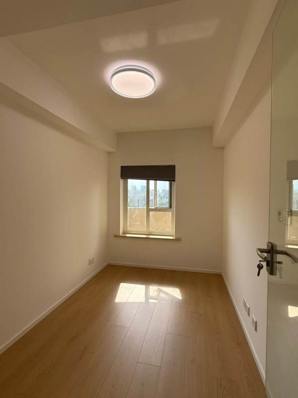 Housing image — Bedroom