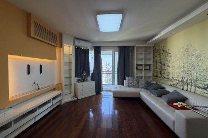 High-Floor 3BR Apartment at Central Residences
