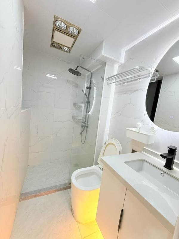 Housing image — Bathroom