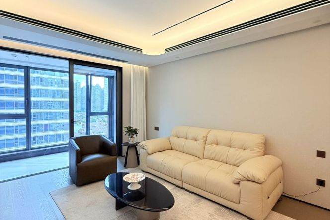 3BR Apartment in Xintiandi (L9/L10/L13)