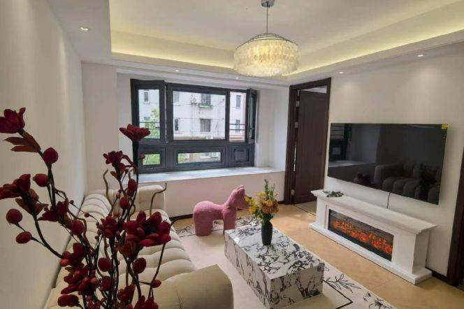 3BR Apartment near Langao Rd Metro (L7)