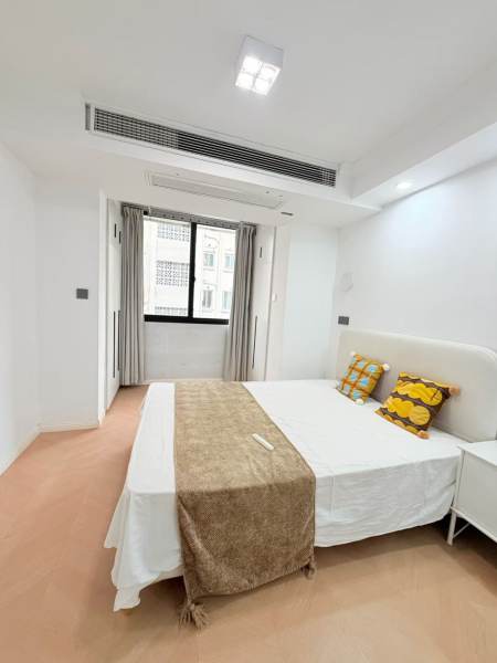Housing image — Bedroom