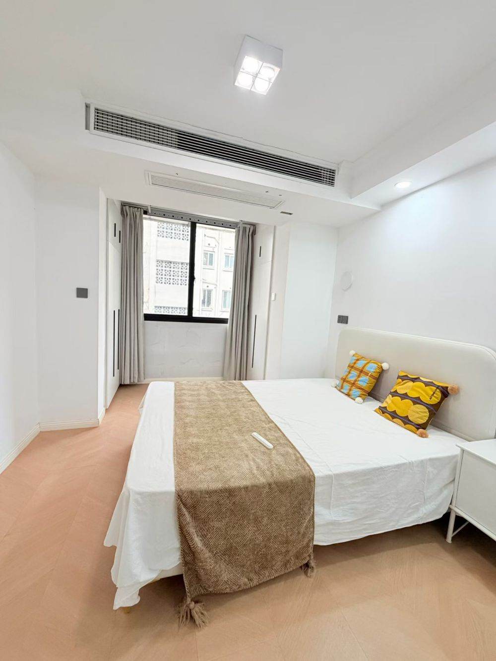 Housing image — Bedroom