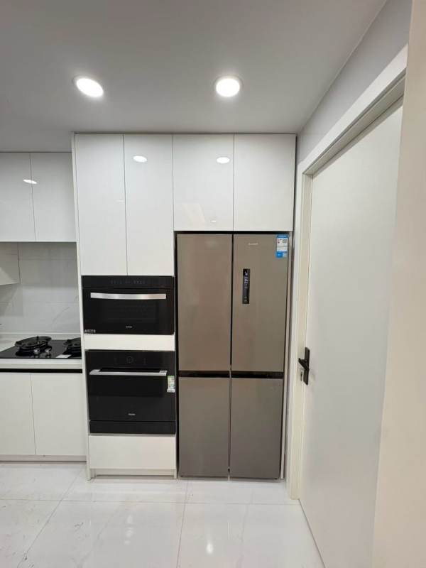 Housing image — Kitchen