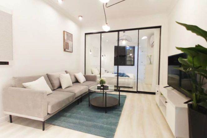 1BR Apartment near Zhaojiabang Rd Metro (L7/L9)