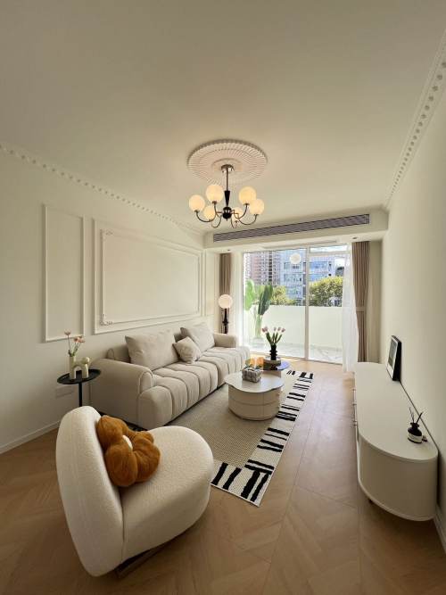 Housing image — Living Room